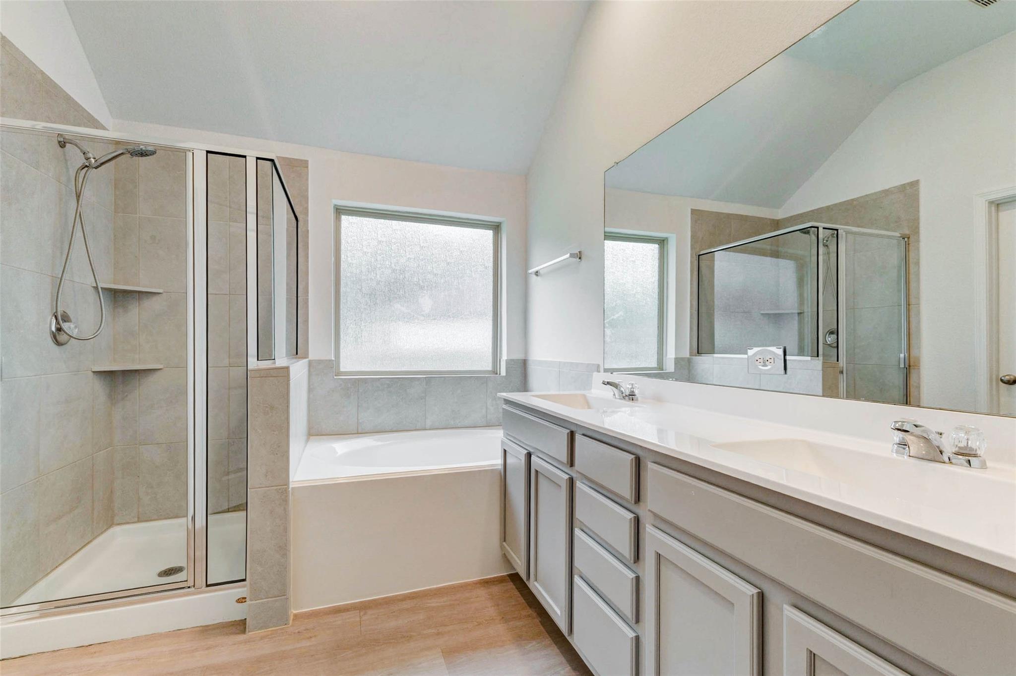 16103 Long Boat Court