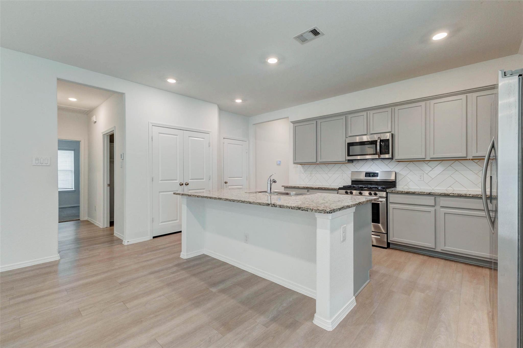 16103 Long Boat Court