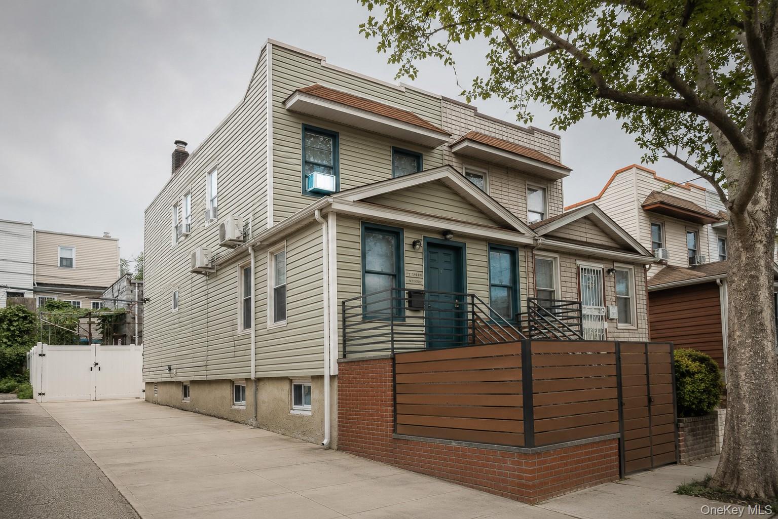 15038 Grand Central Parkway