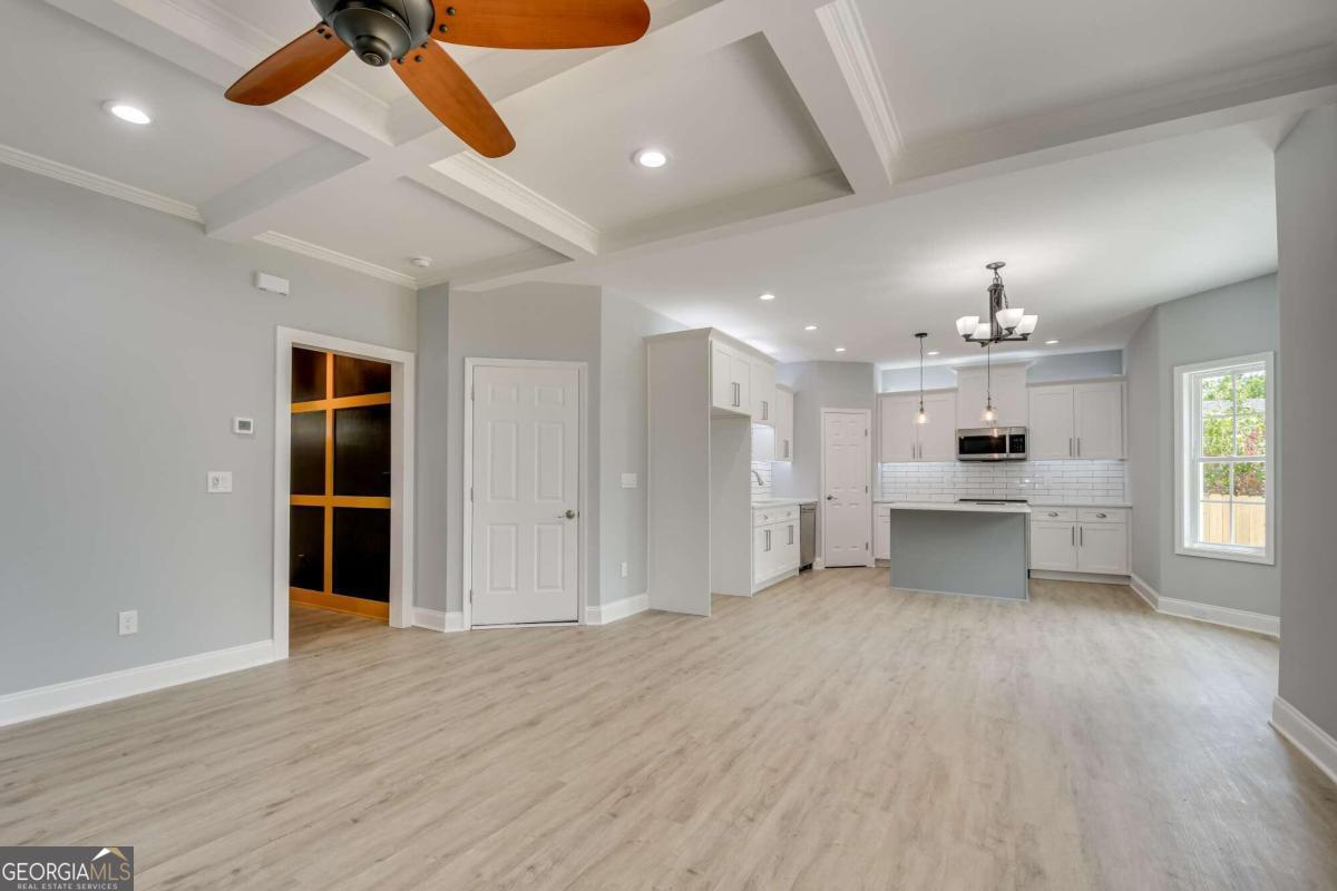 2604 Meadowbrook Drive