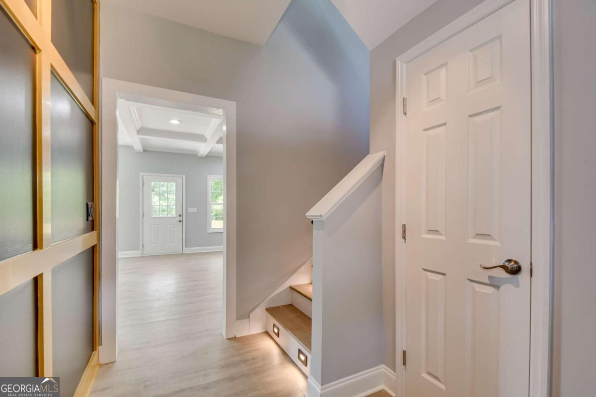 2604 Meadowbrook Drive