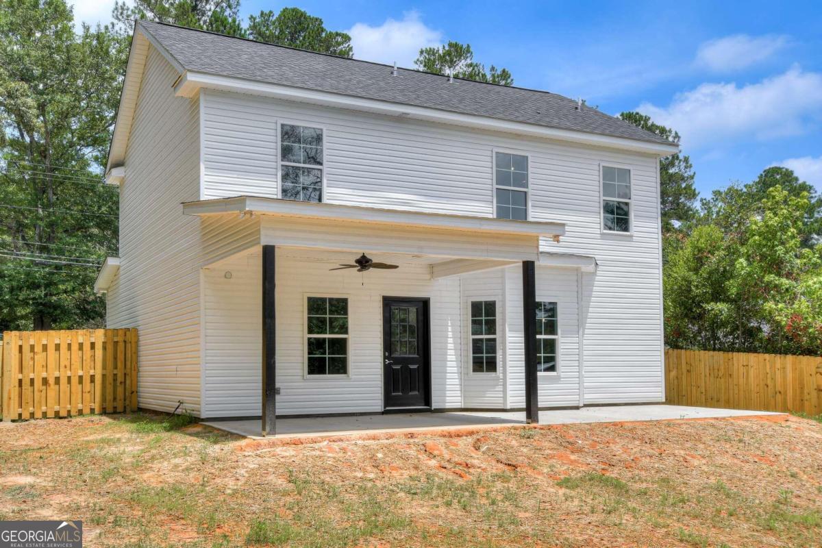 2604 Meadowbrook Drive