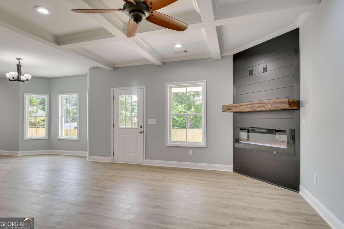 2604 Meadowbrook Drive