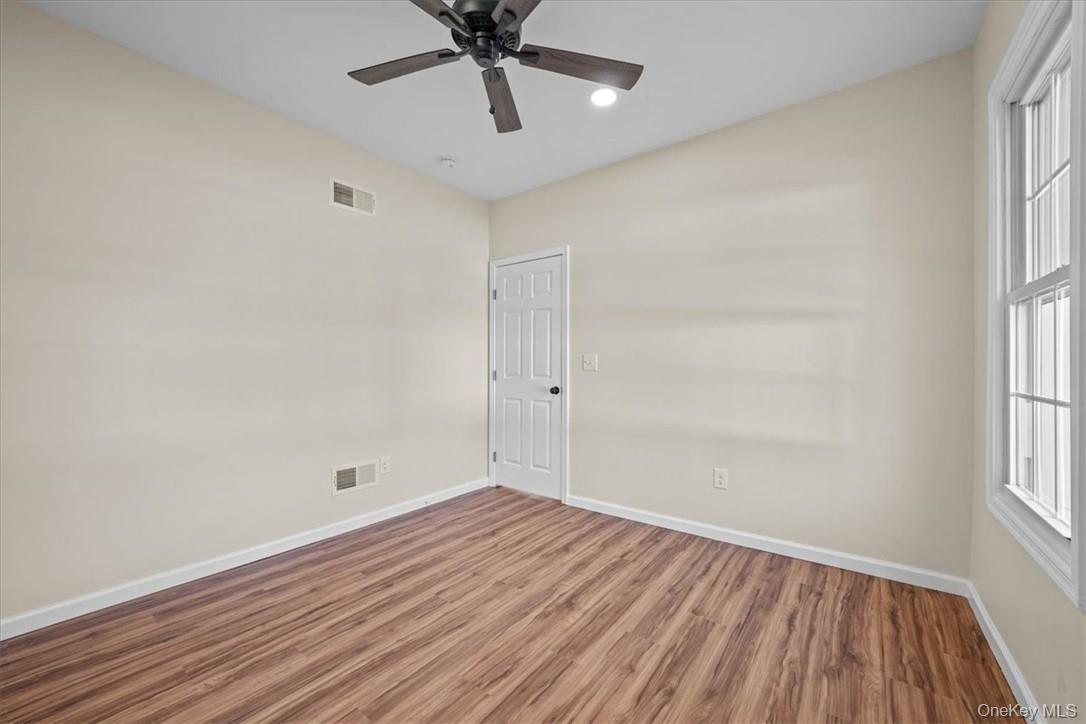 175 W Main Street Unit: 1