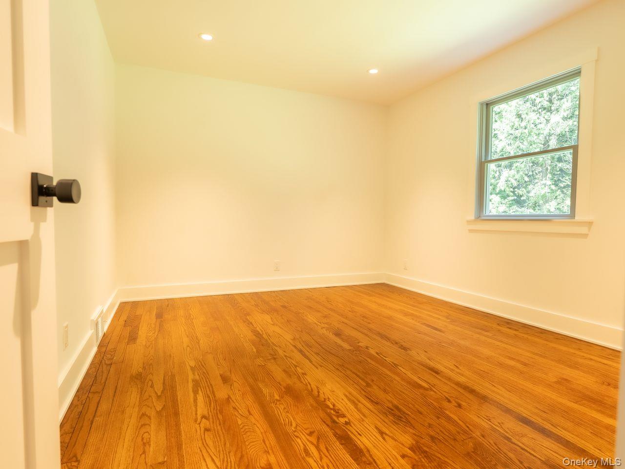 23 Salem Road