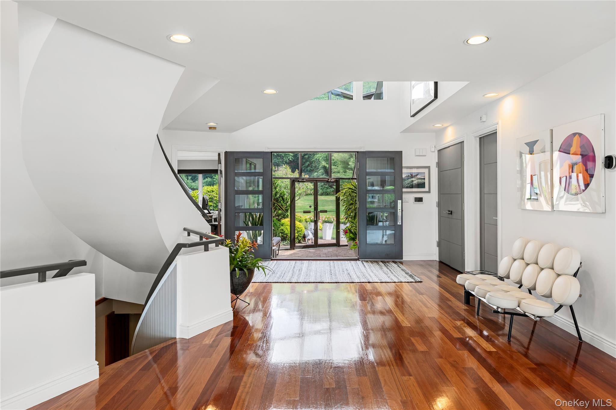 15 Harbour Point Drive