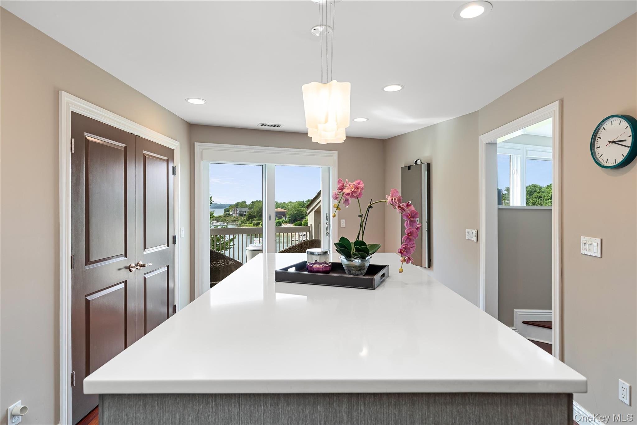 15 Harbour Point Drive