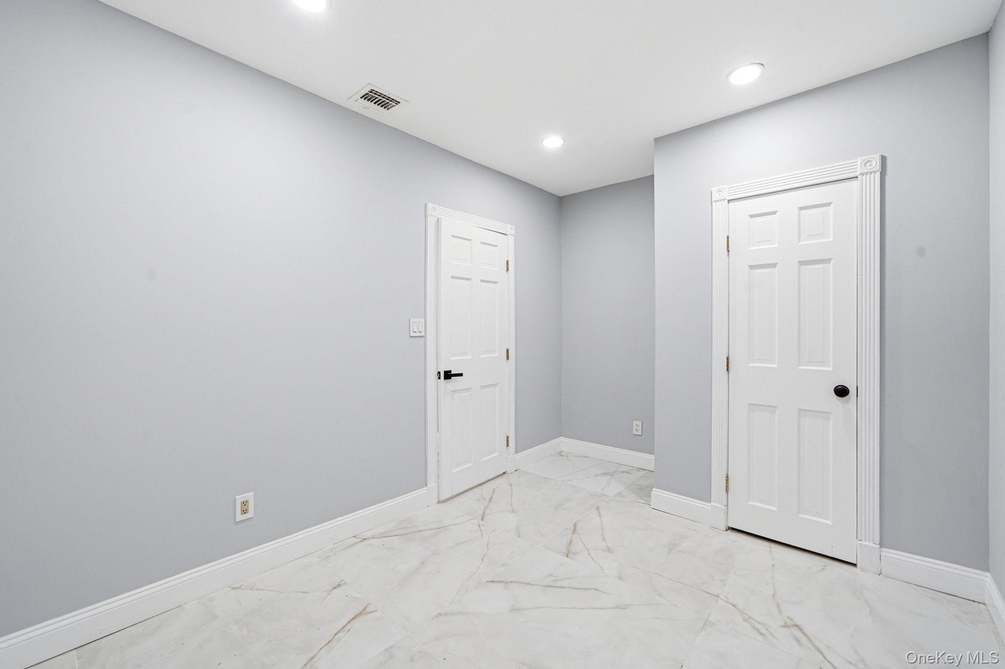 20 Arbor Lane
