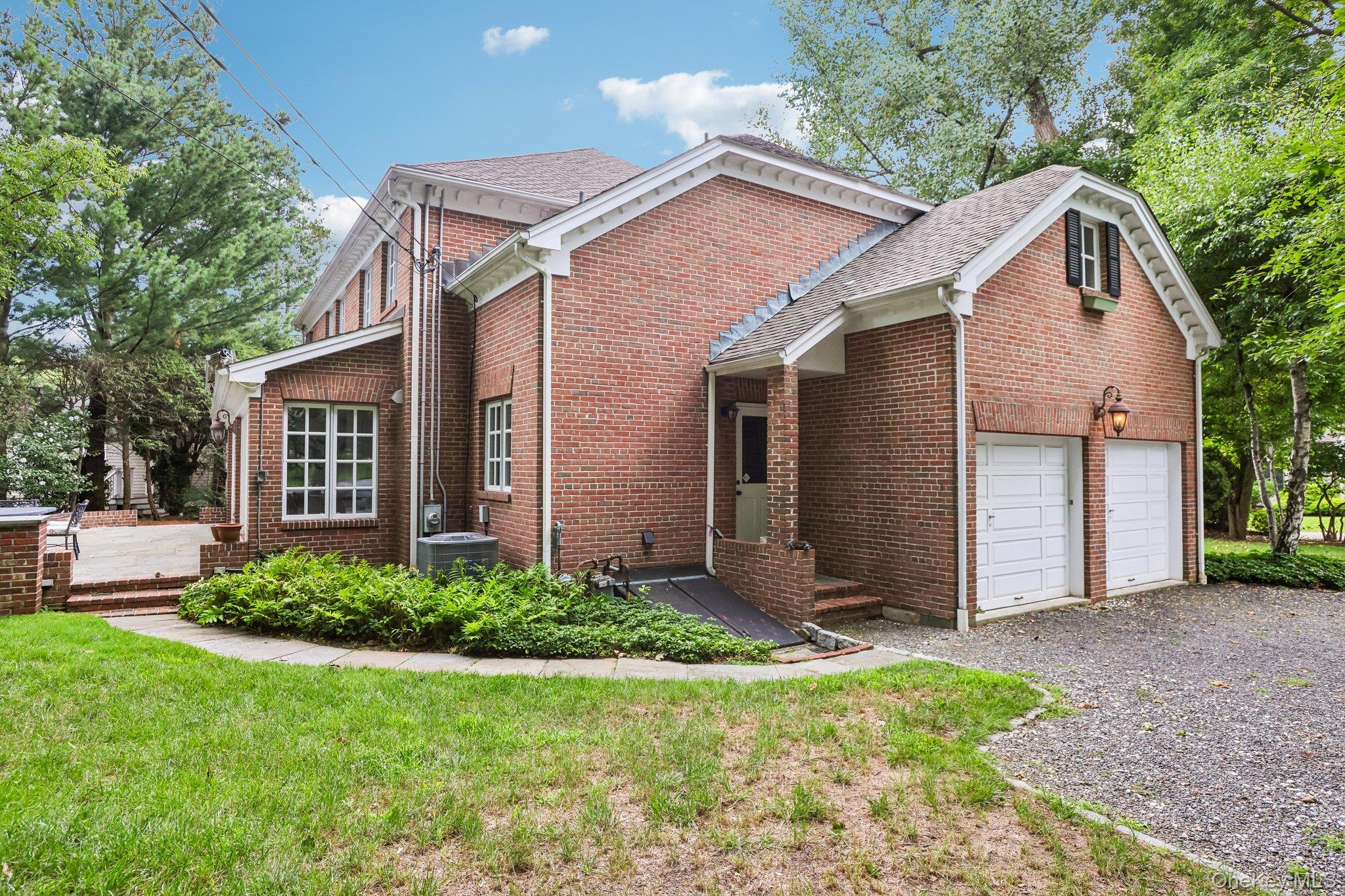 90 Greenhaven Road