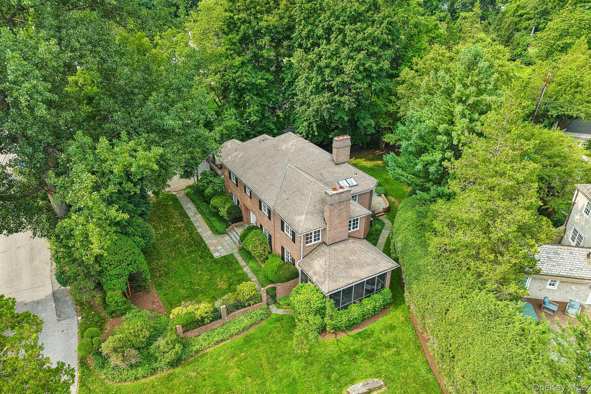 90 Greenhaven Road
