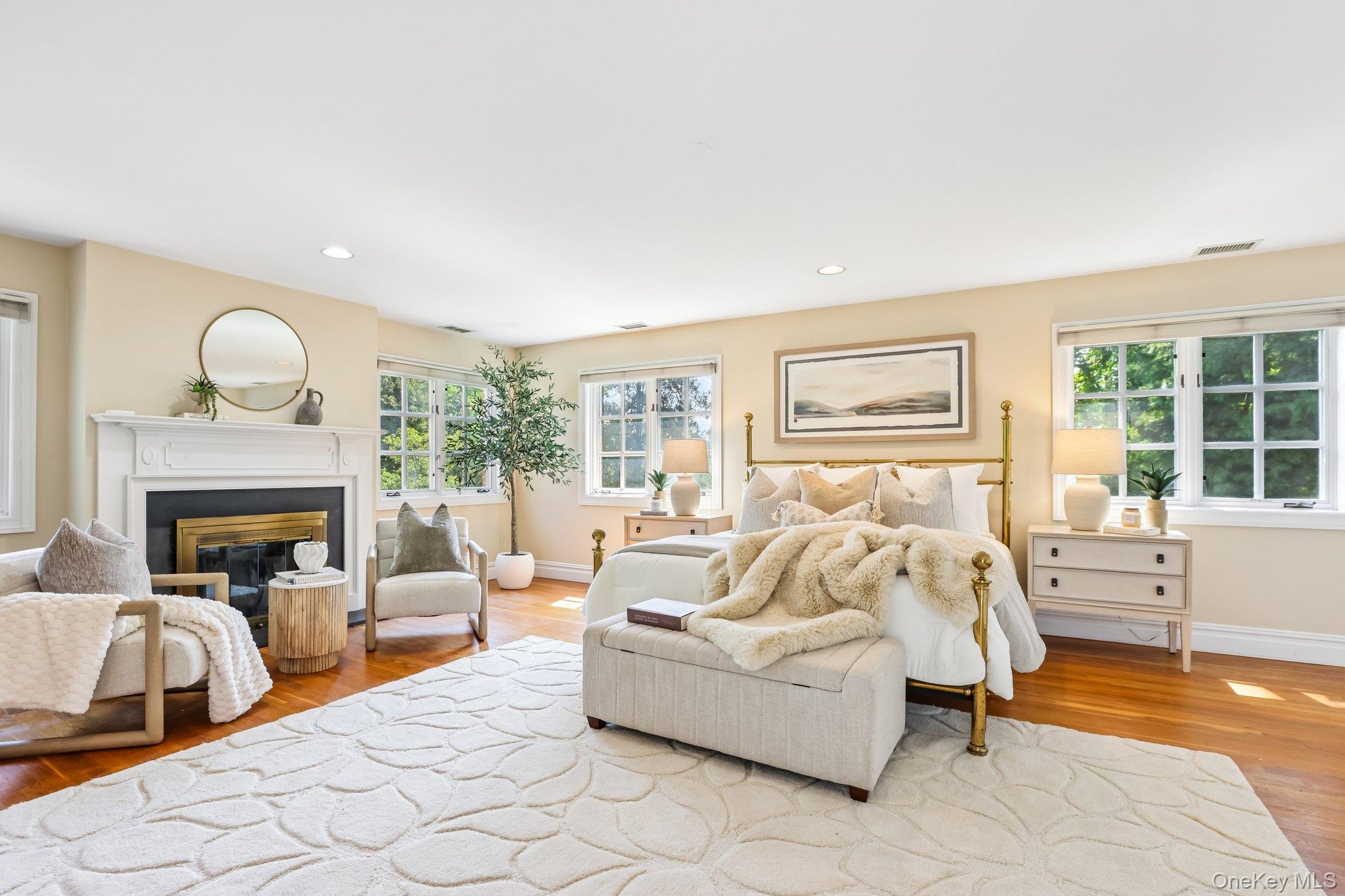 90 Greenhaven Road