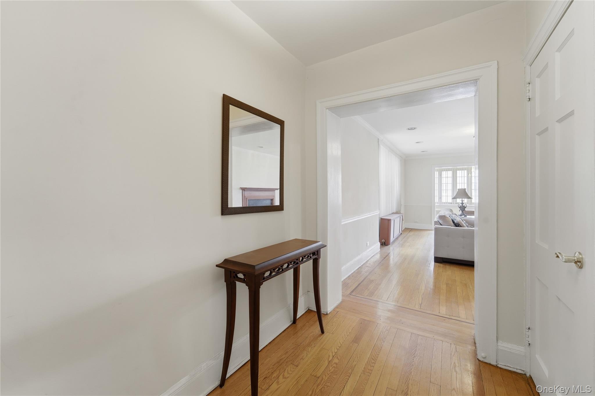 2 Park Lane Lane Unit: 4C