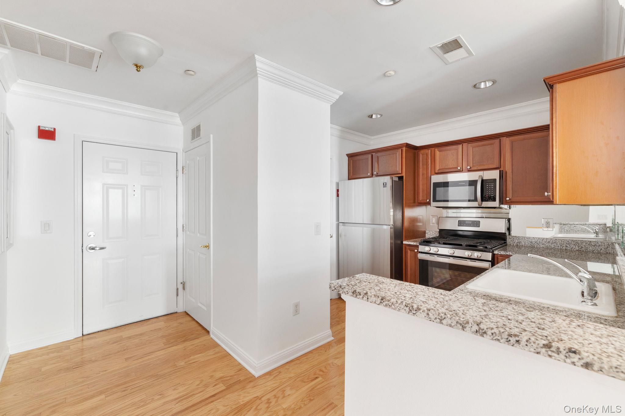 3214 Leeward Drive