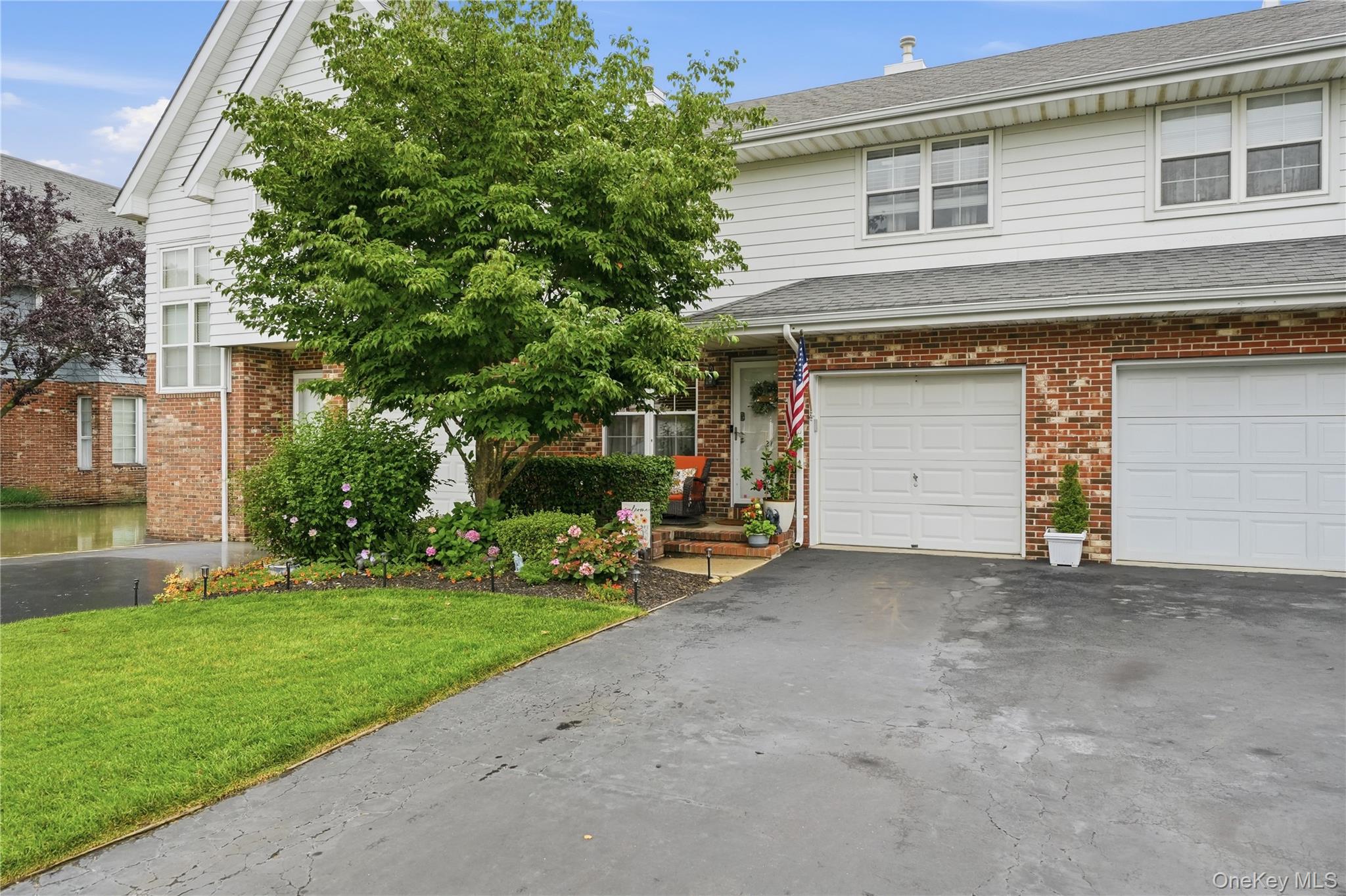 21 Broadlawn Drive