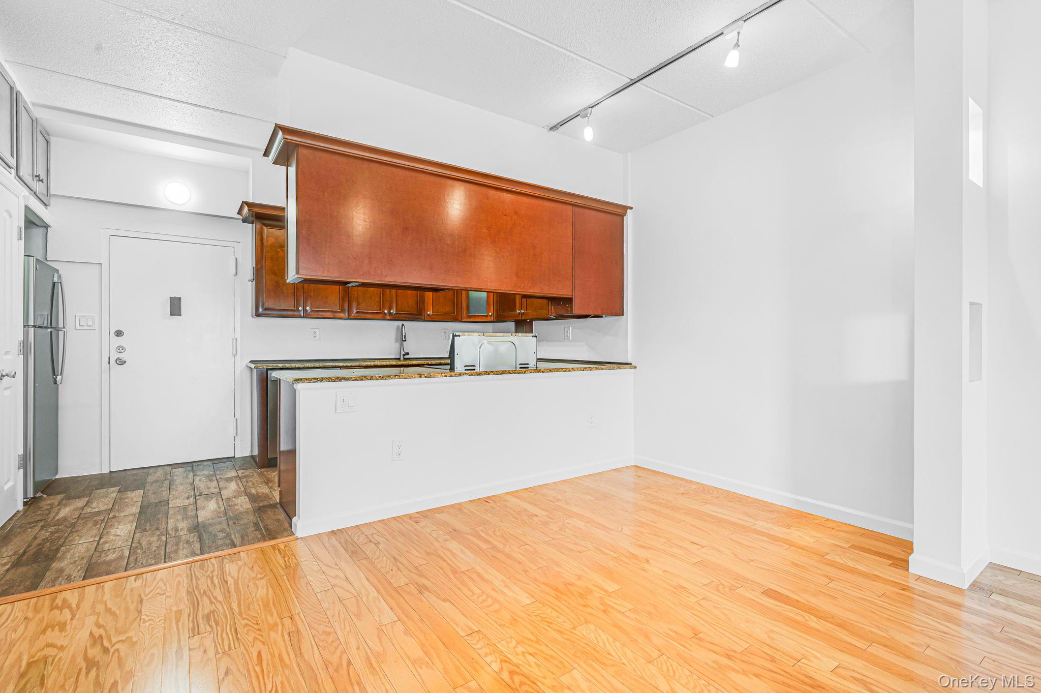 725 Miller Unit: 130