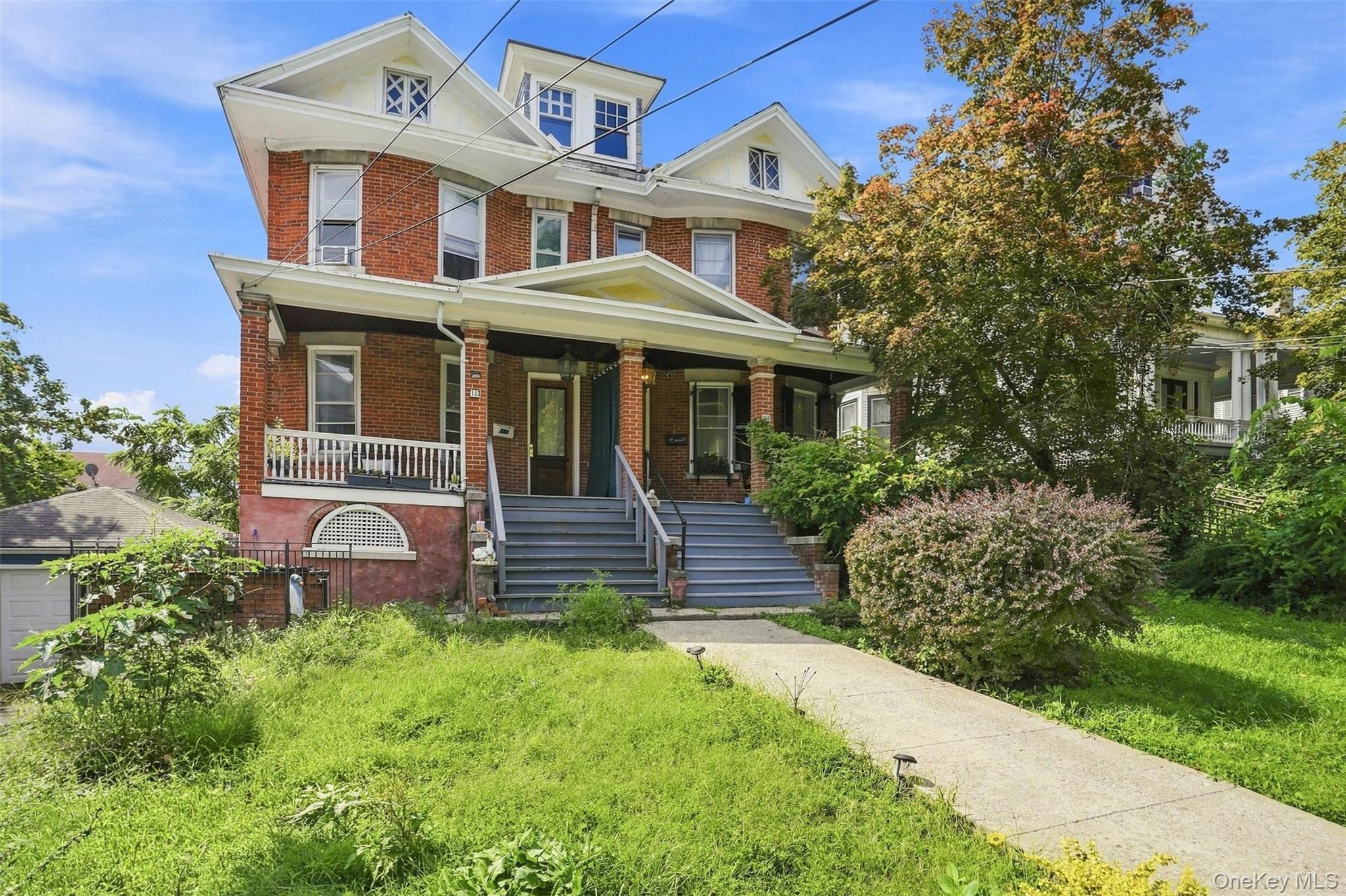 111 S Hamilton Street