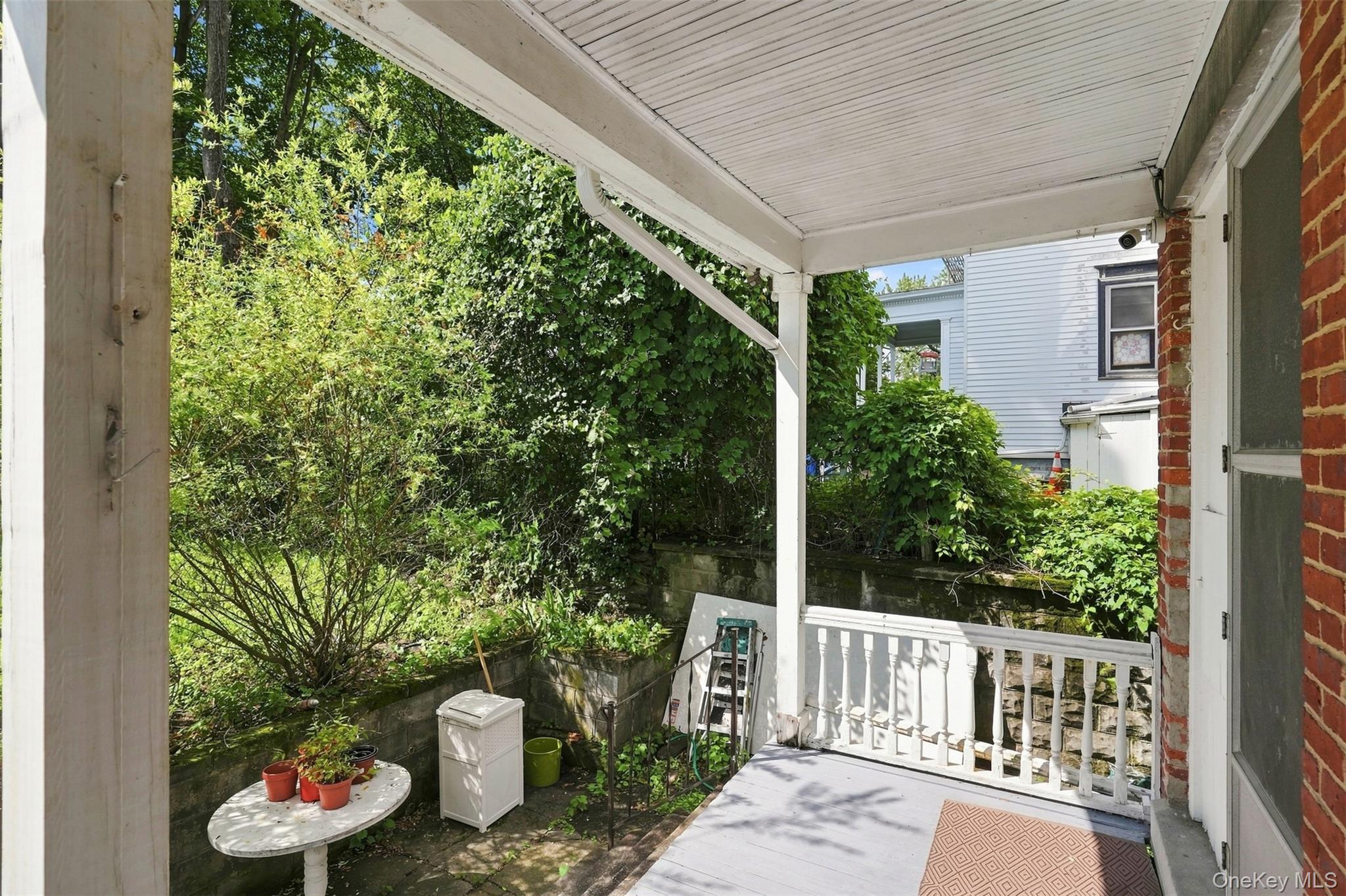 111 S Hamilton Street