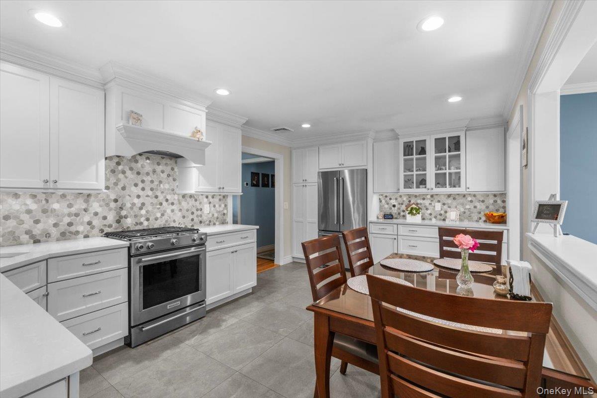 84 Stratler Drive