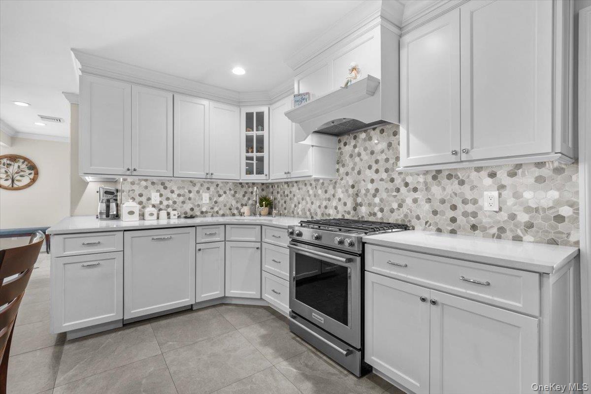 84 Stratler Drive