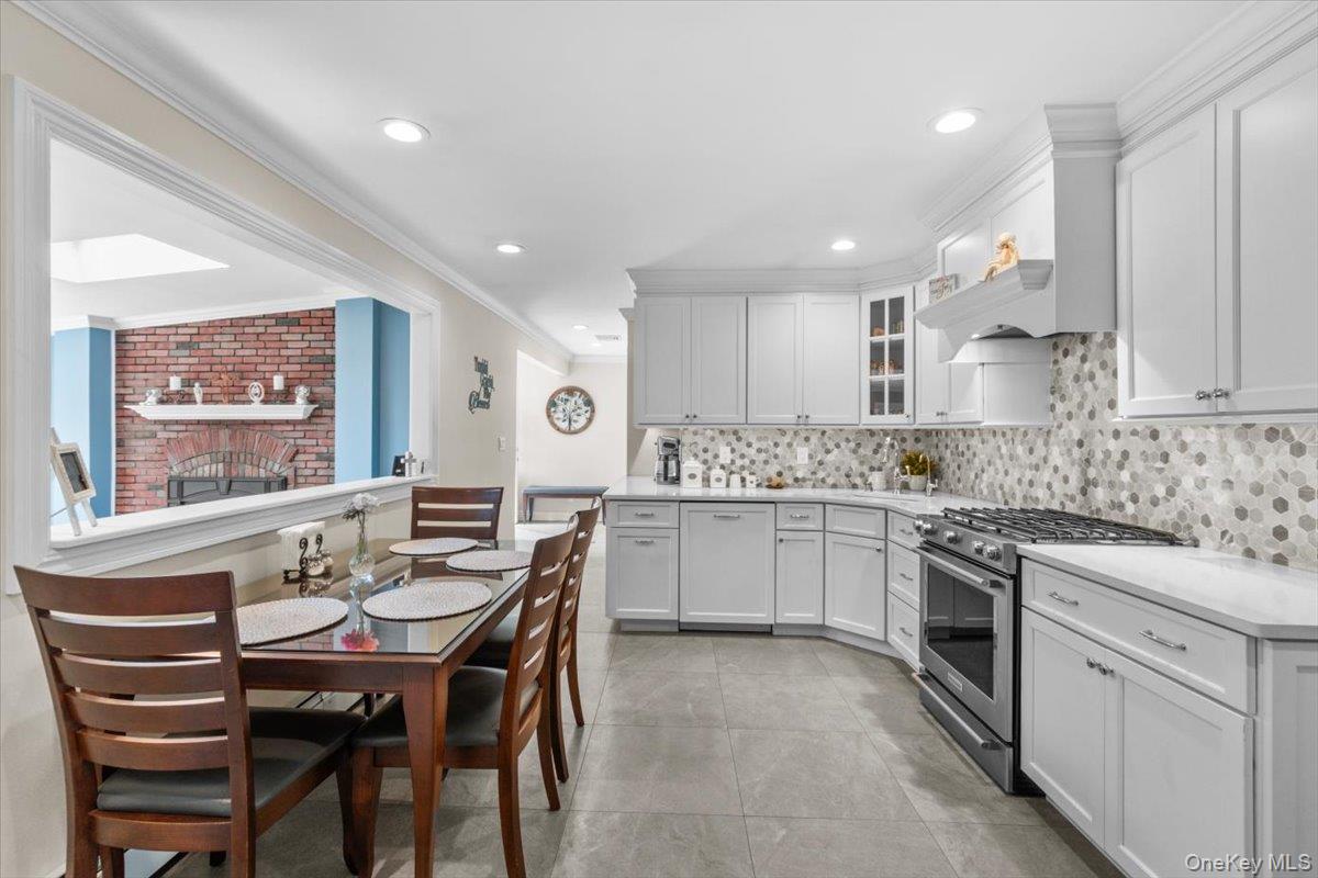 84 Stratler Drive