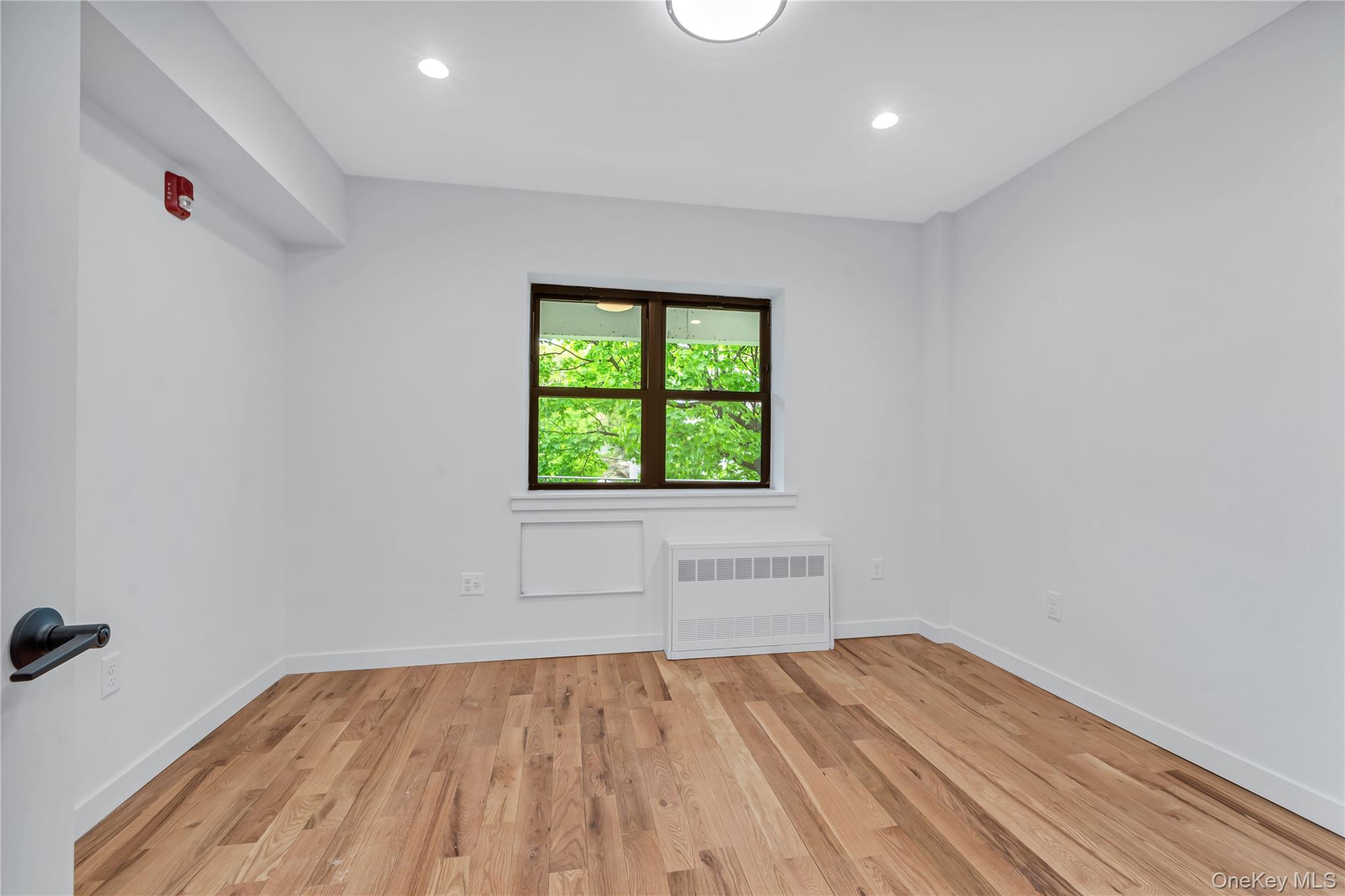671 Bronx River Road Unit: 4P