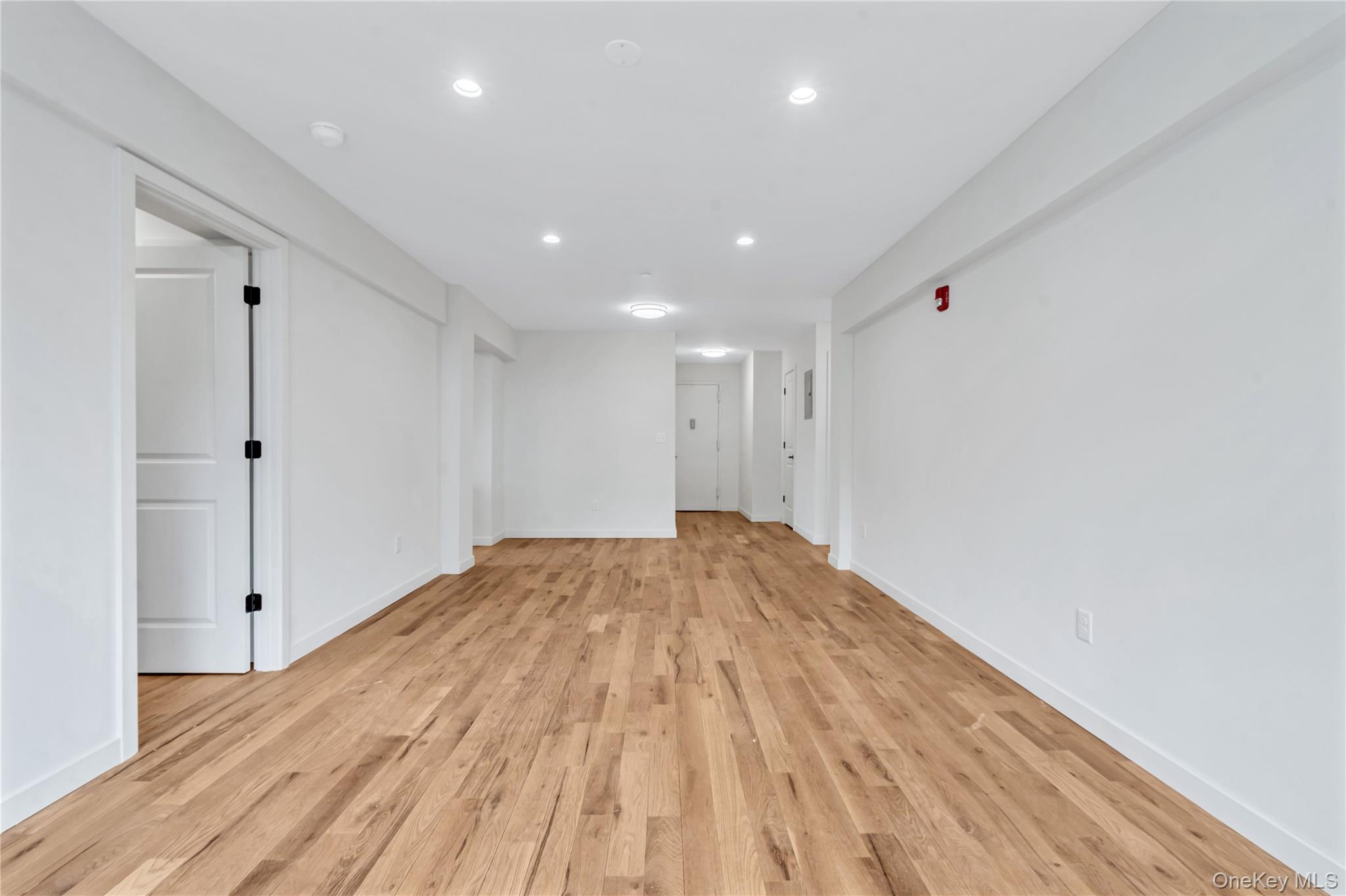 671 Bronx River Road Unit: 4P
