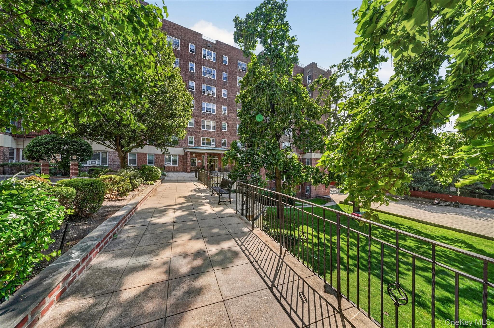 280 Collins Avenue Unit: 1A