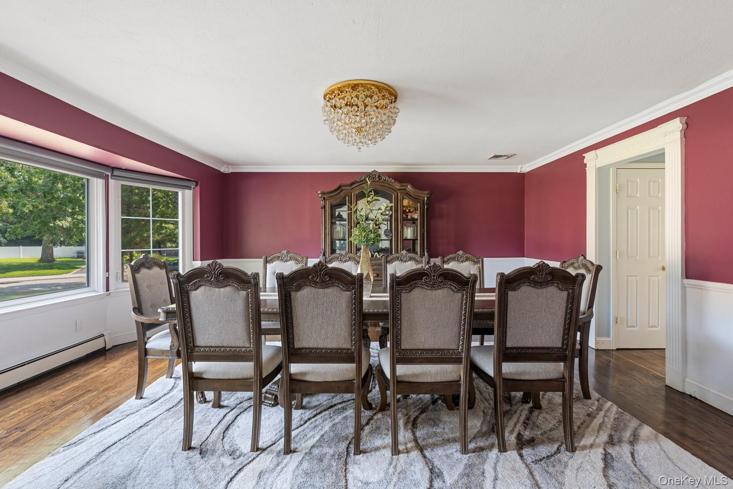 1 Whispering Court