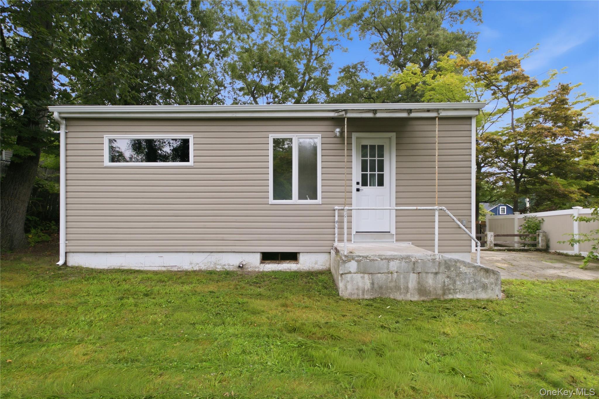 34 Whitestone Road