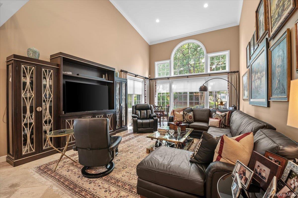 559 Bardini Drive