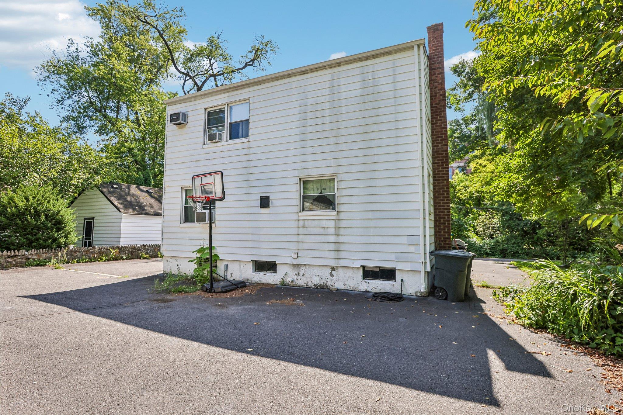 12 Bryn Mawr Parkway