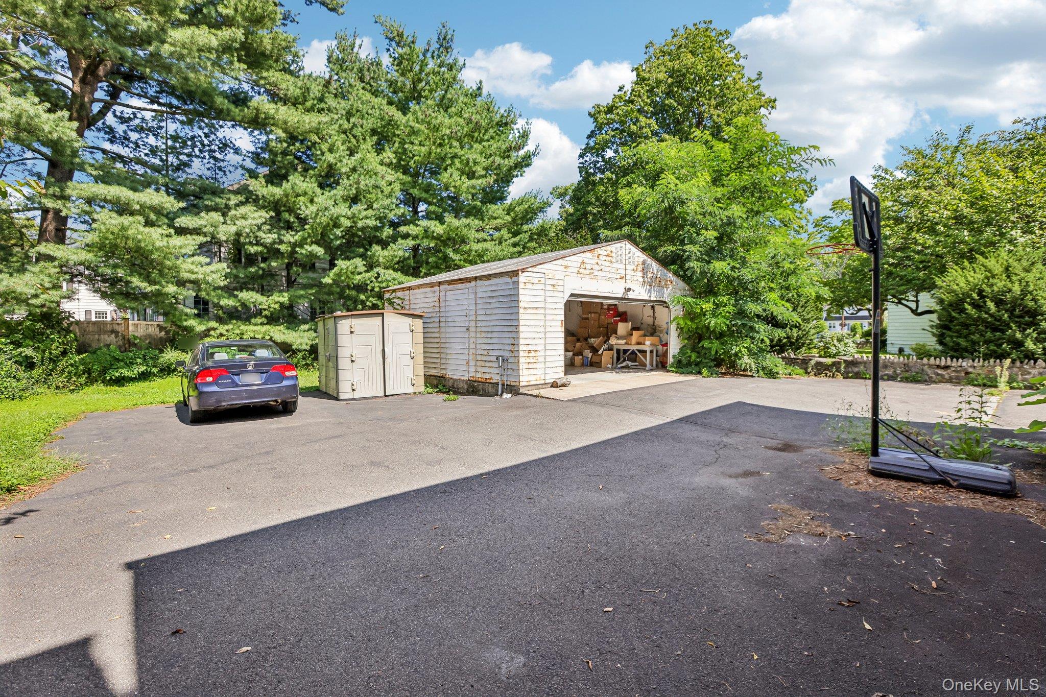 12 Bryn Mawr Parkway