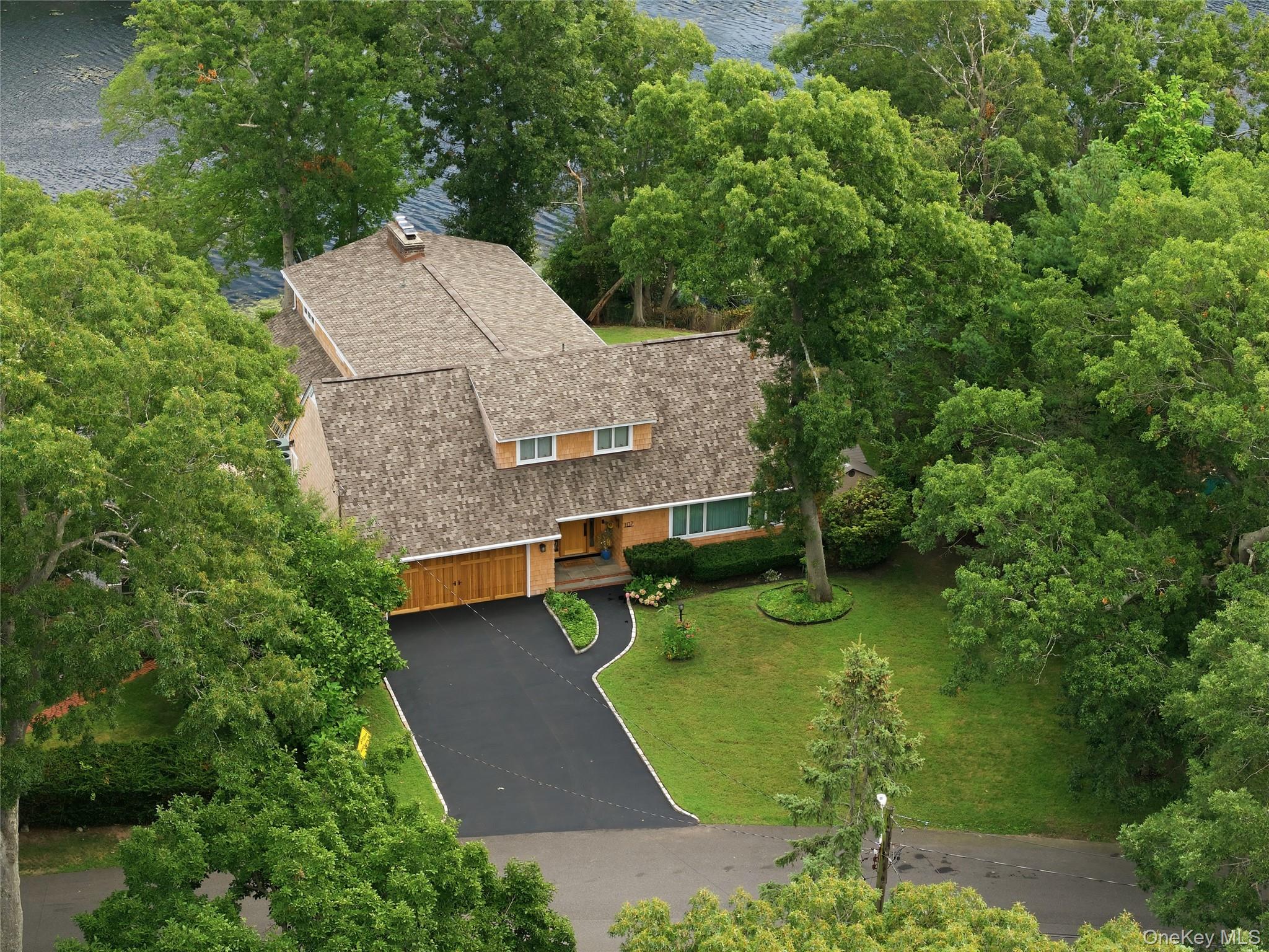 107 Lake Shore Drive