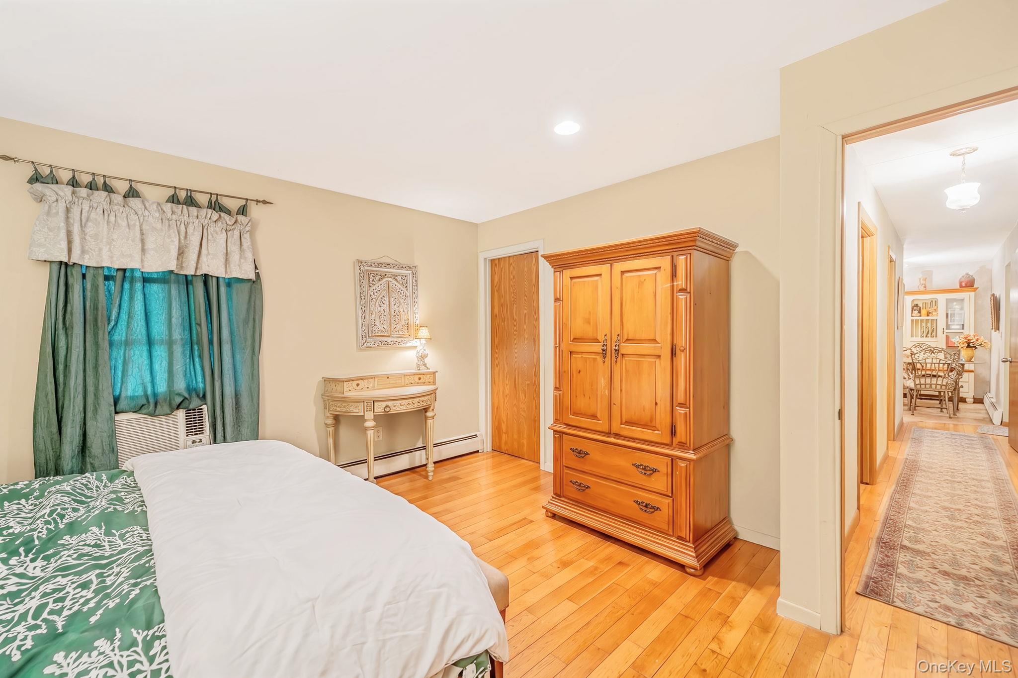 107 W Farm Drive