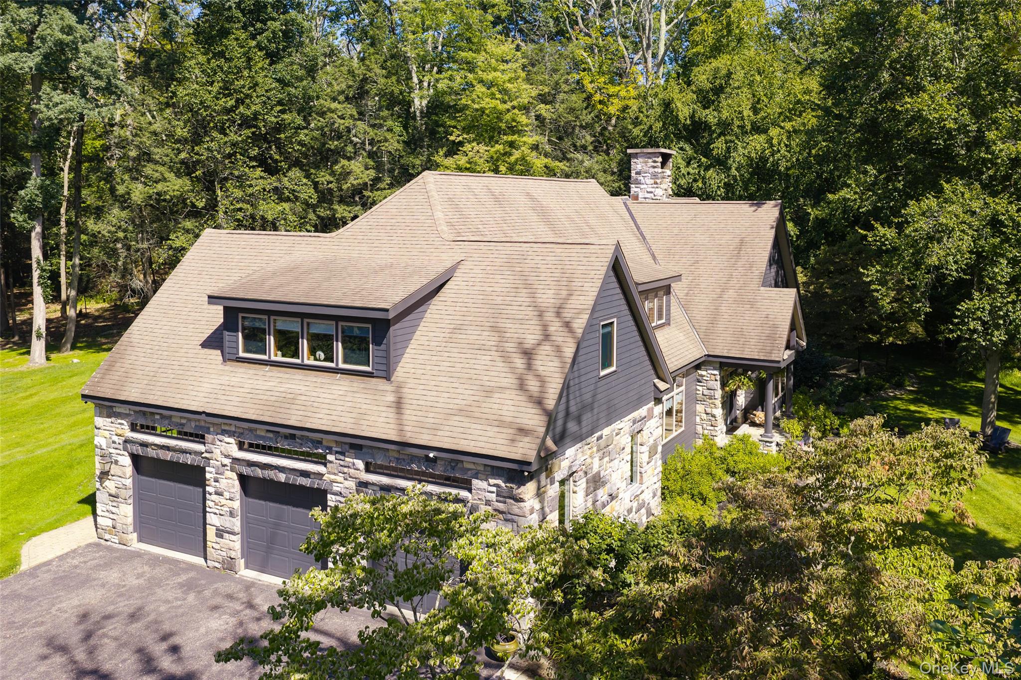 13 Apple Summit Lane