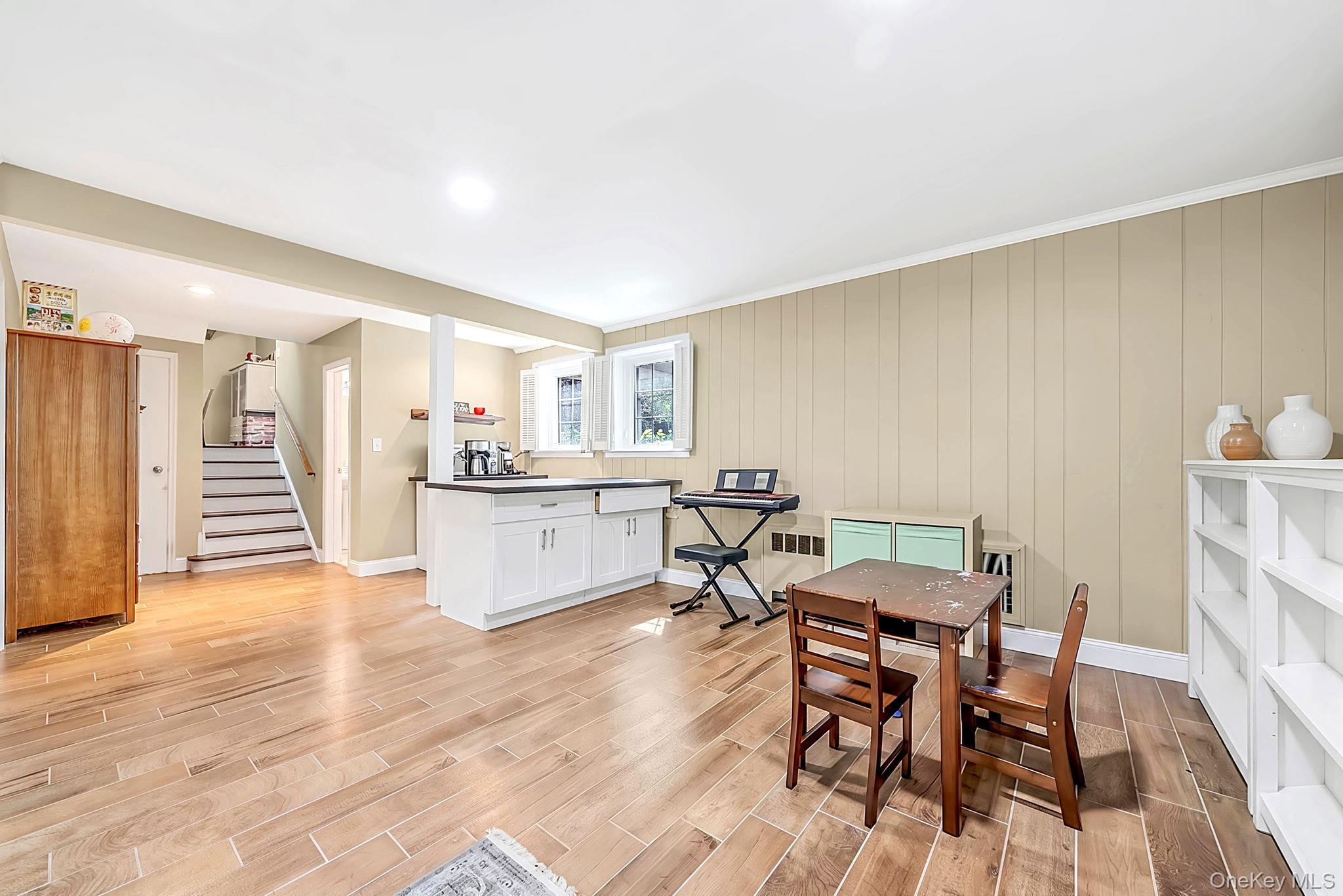 10 Highwood Road