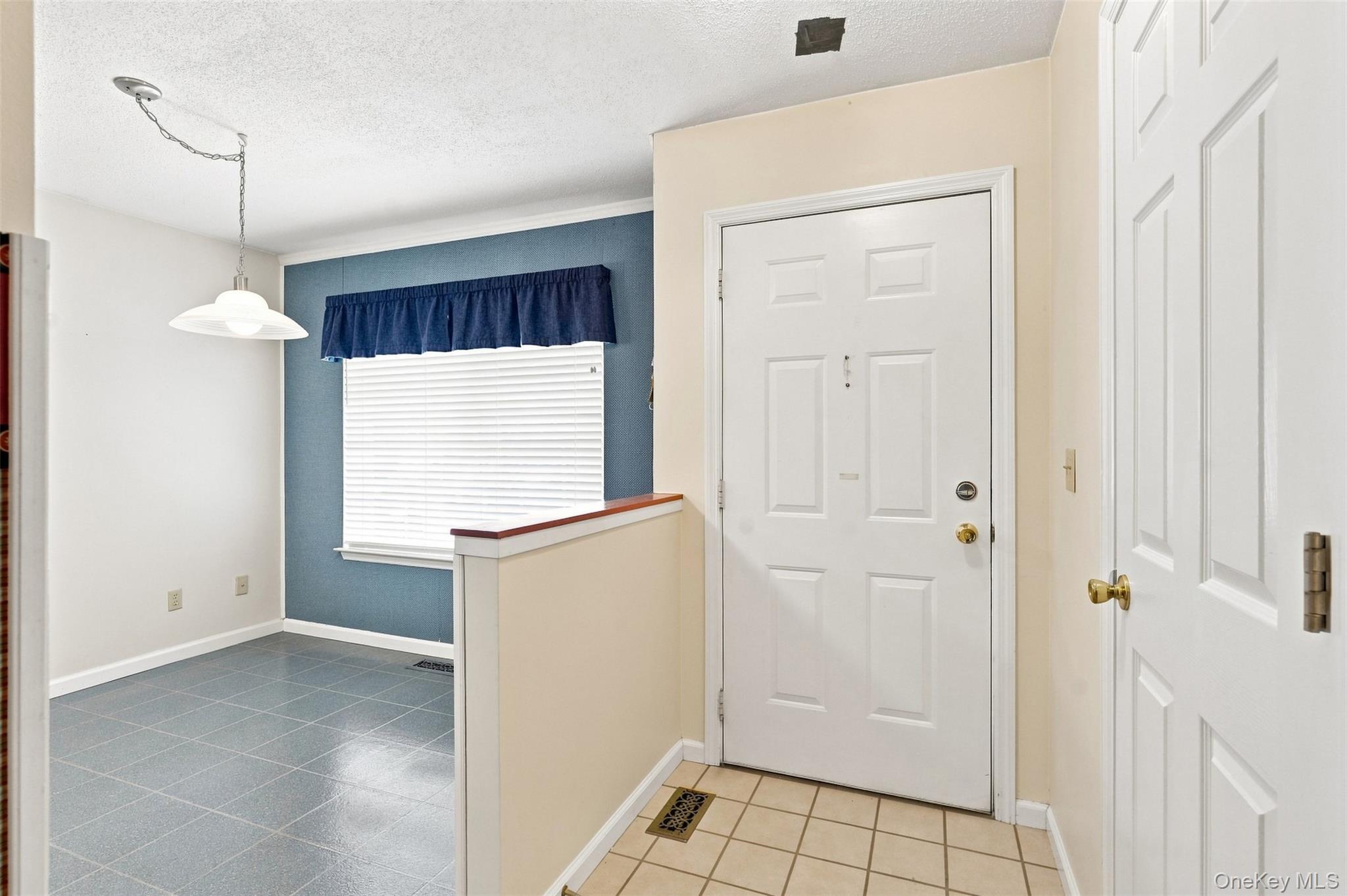 103 Kensington Court