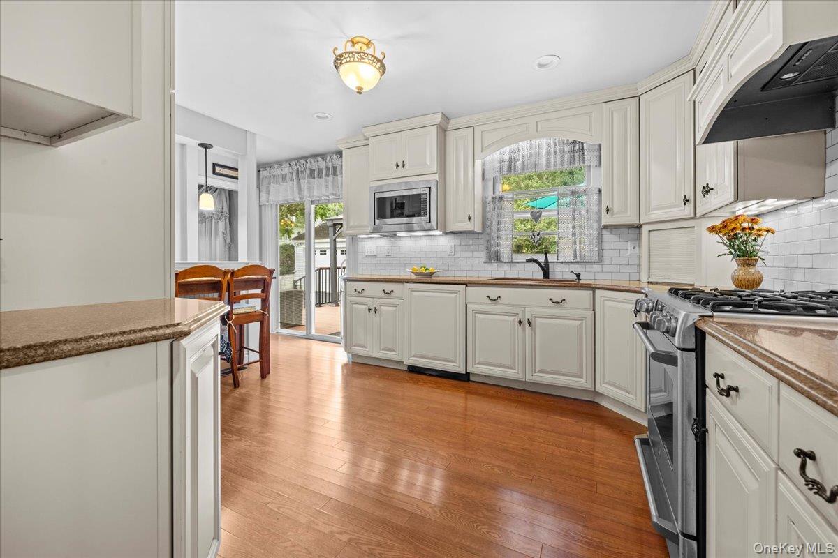 15 Robinson Avenue