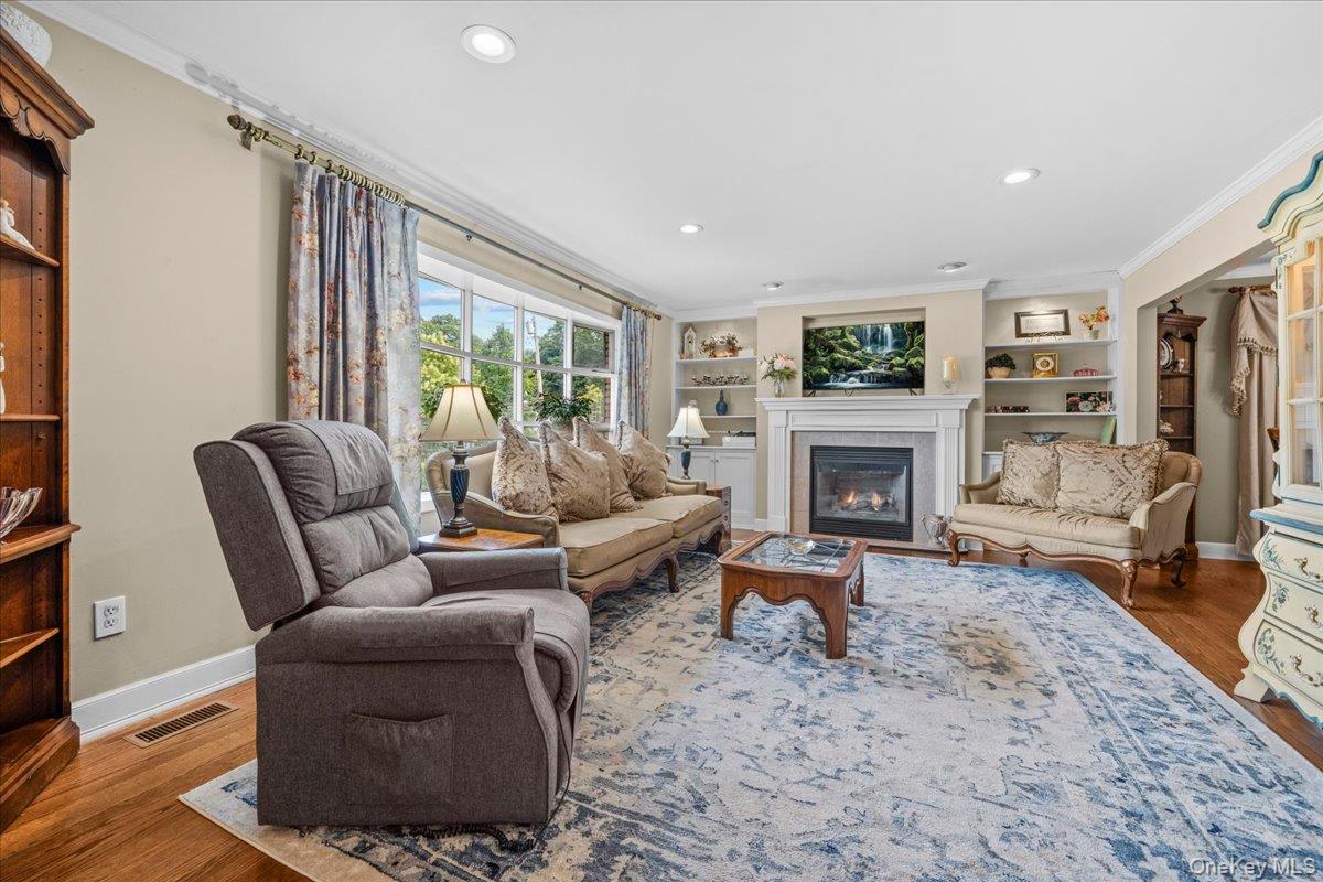 15 Robinson Avenue