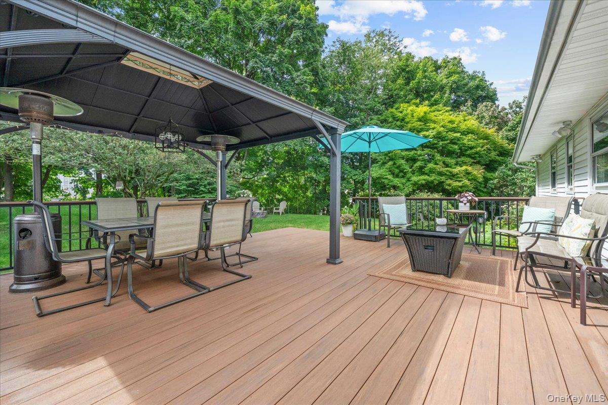 15 Robinson Avenue