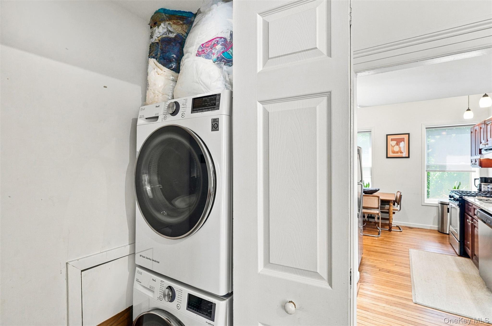33 Hone Street