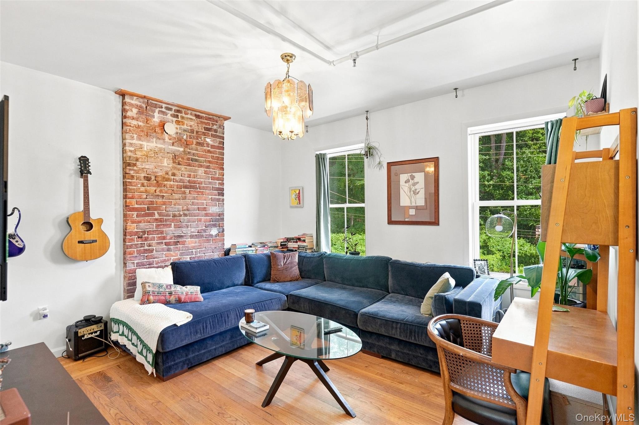 33 Hone Street