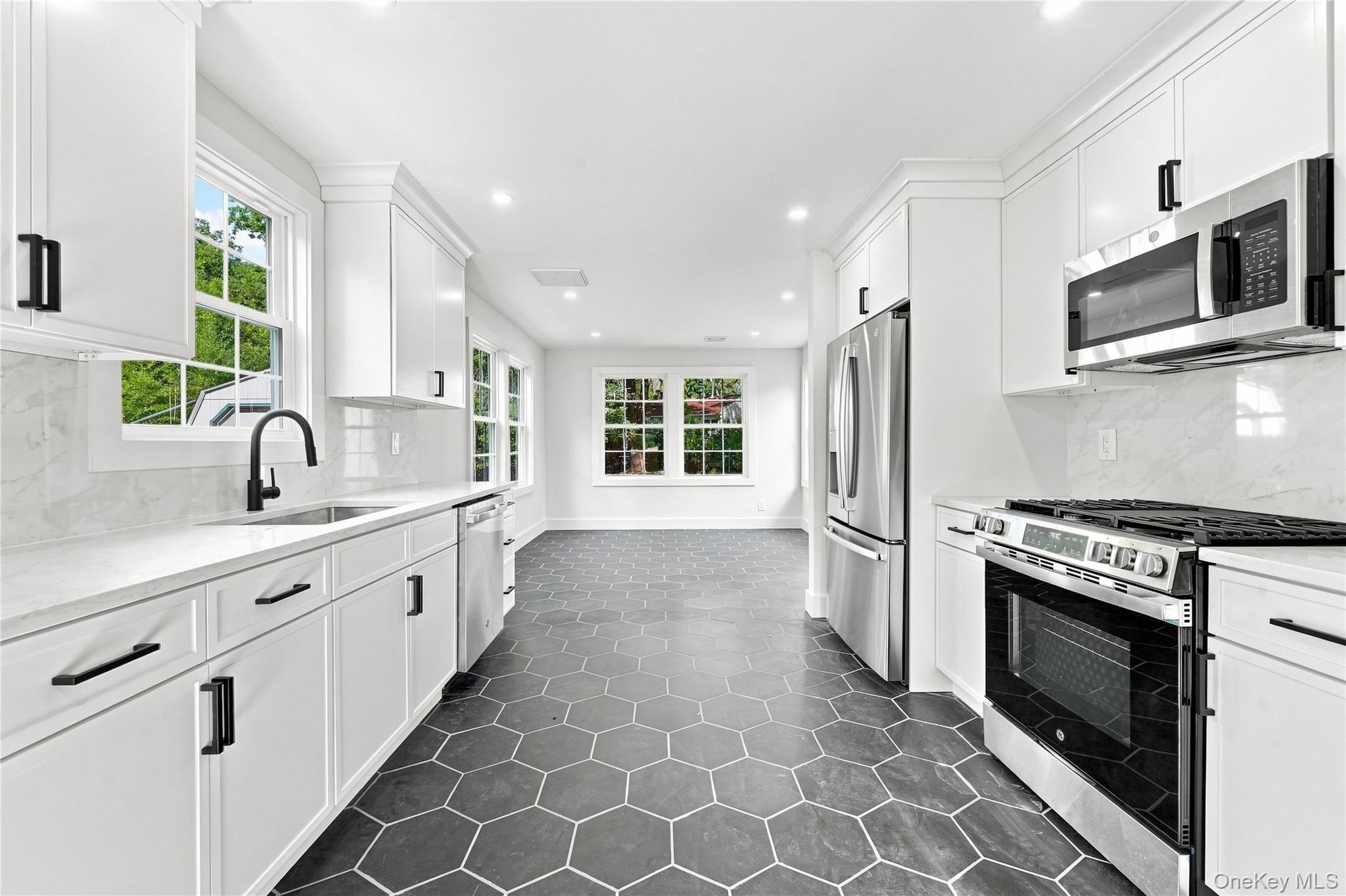 13 Campbell Lane