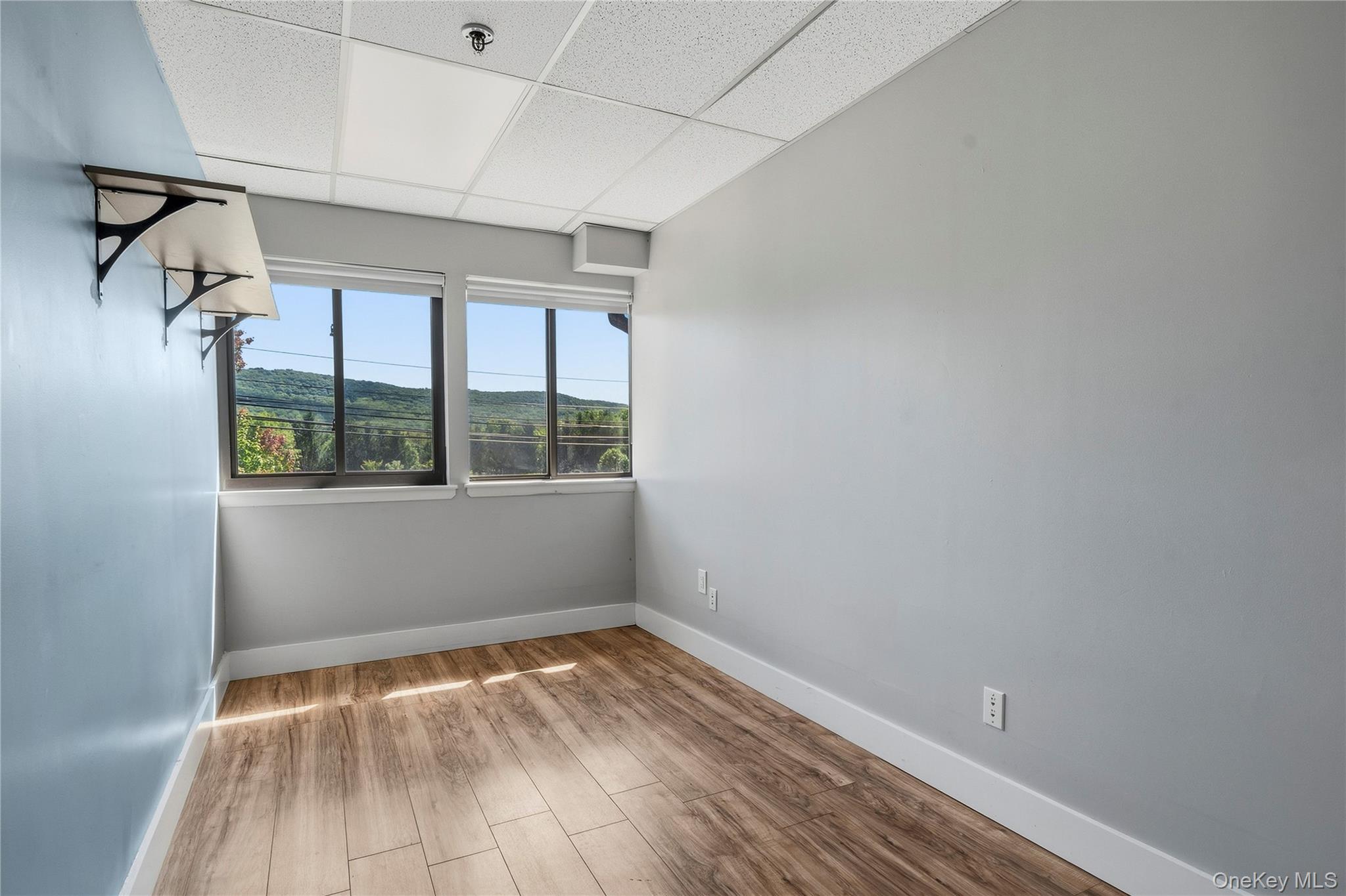118 River Road Unit: 11-12