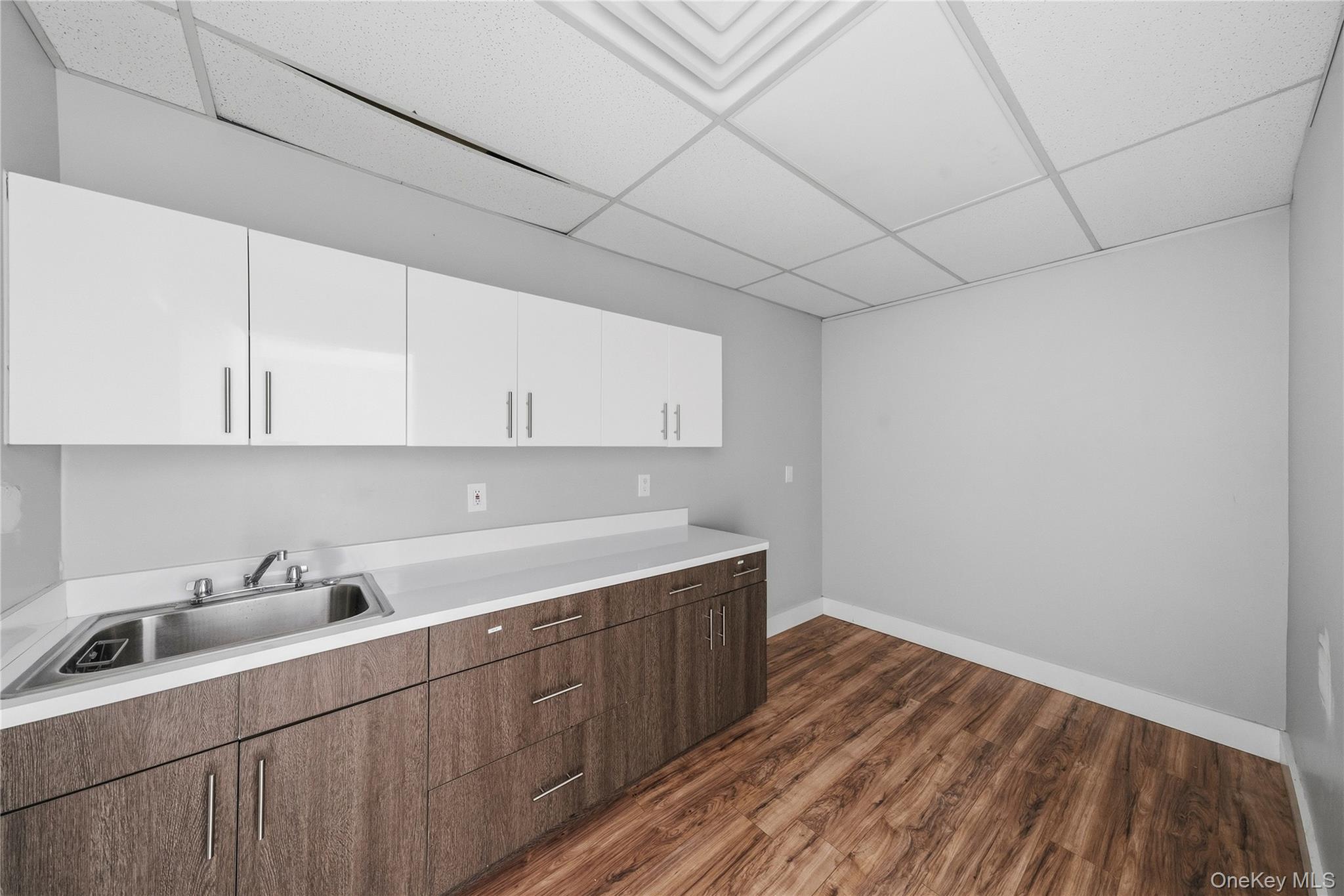 118 River Road Unit: 11-12