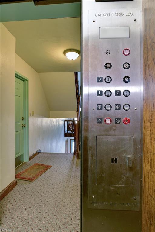 2316 Croix DR