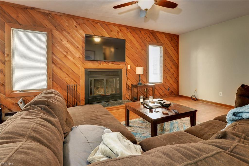 2320 Croix DR