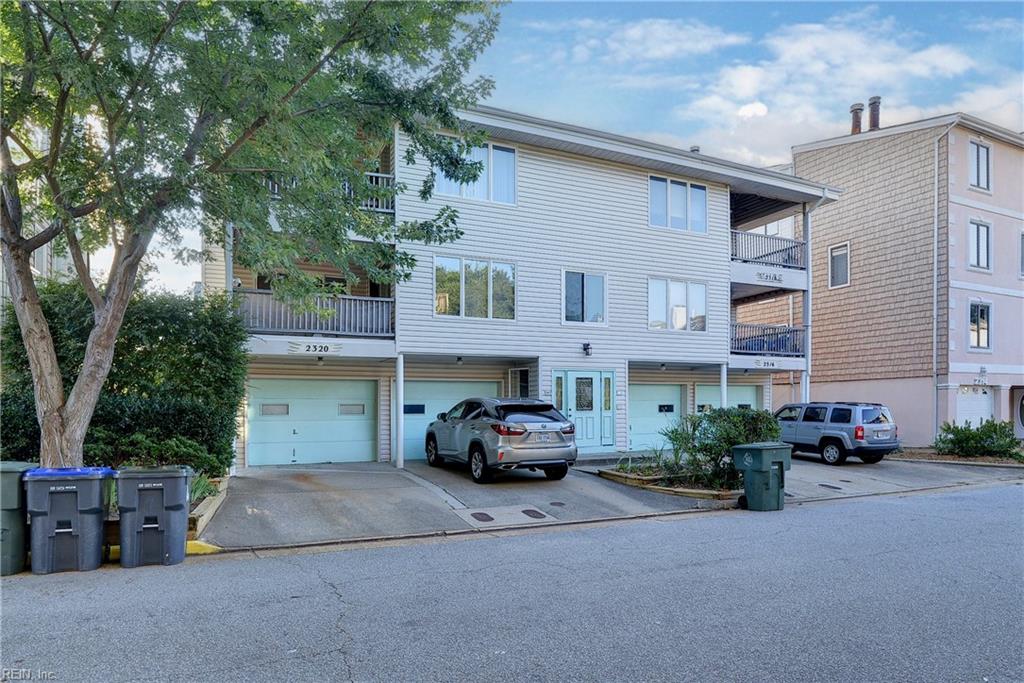 2320 Croix DR