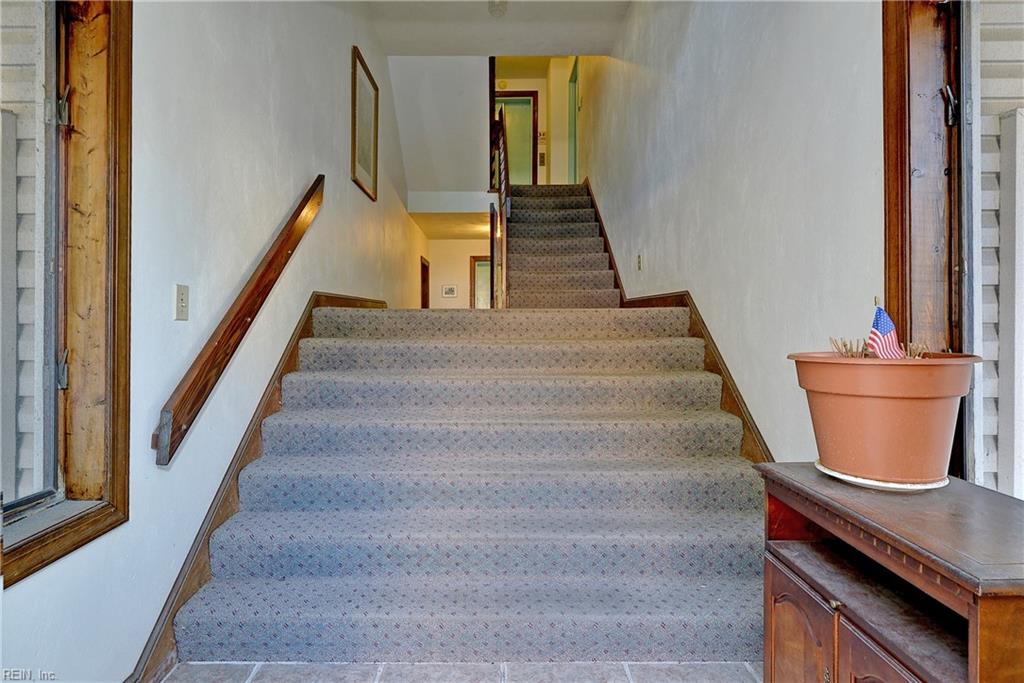 2320 Croix DR