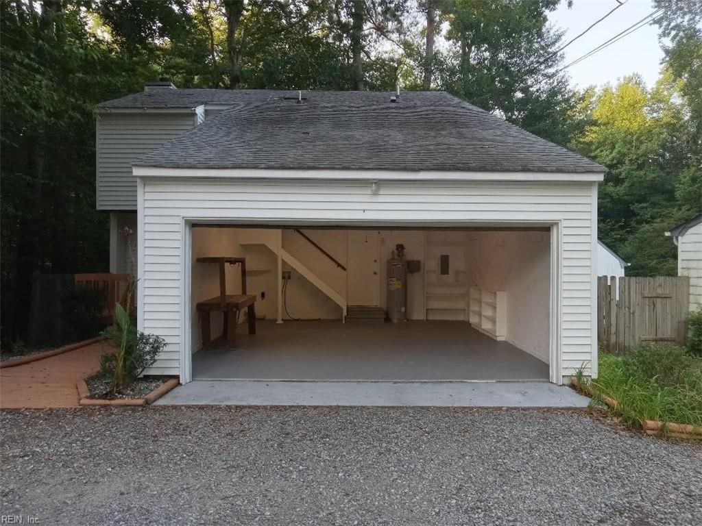 12 Bonnie LN